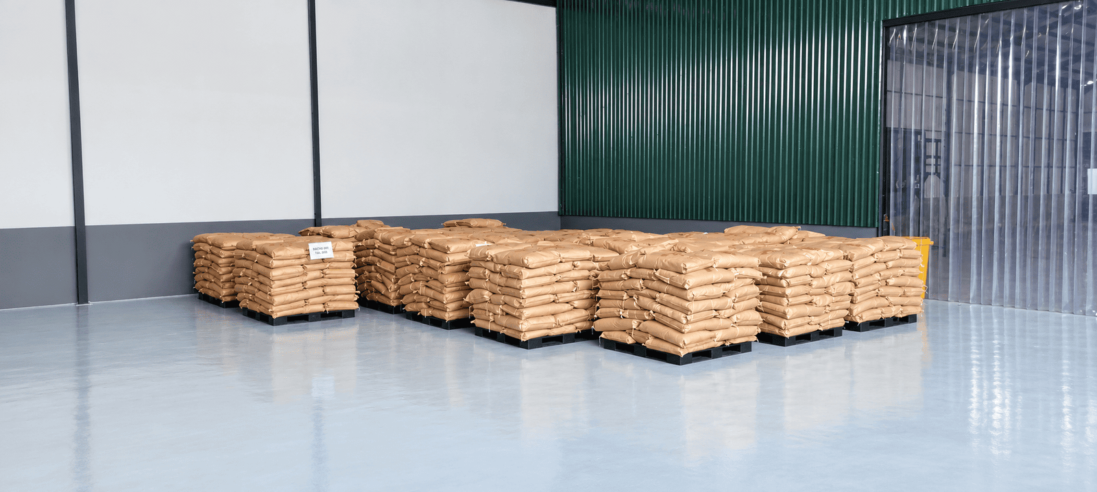 Bulk Shipment at cocoa powder manufacturer